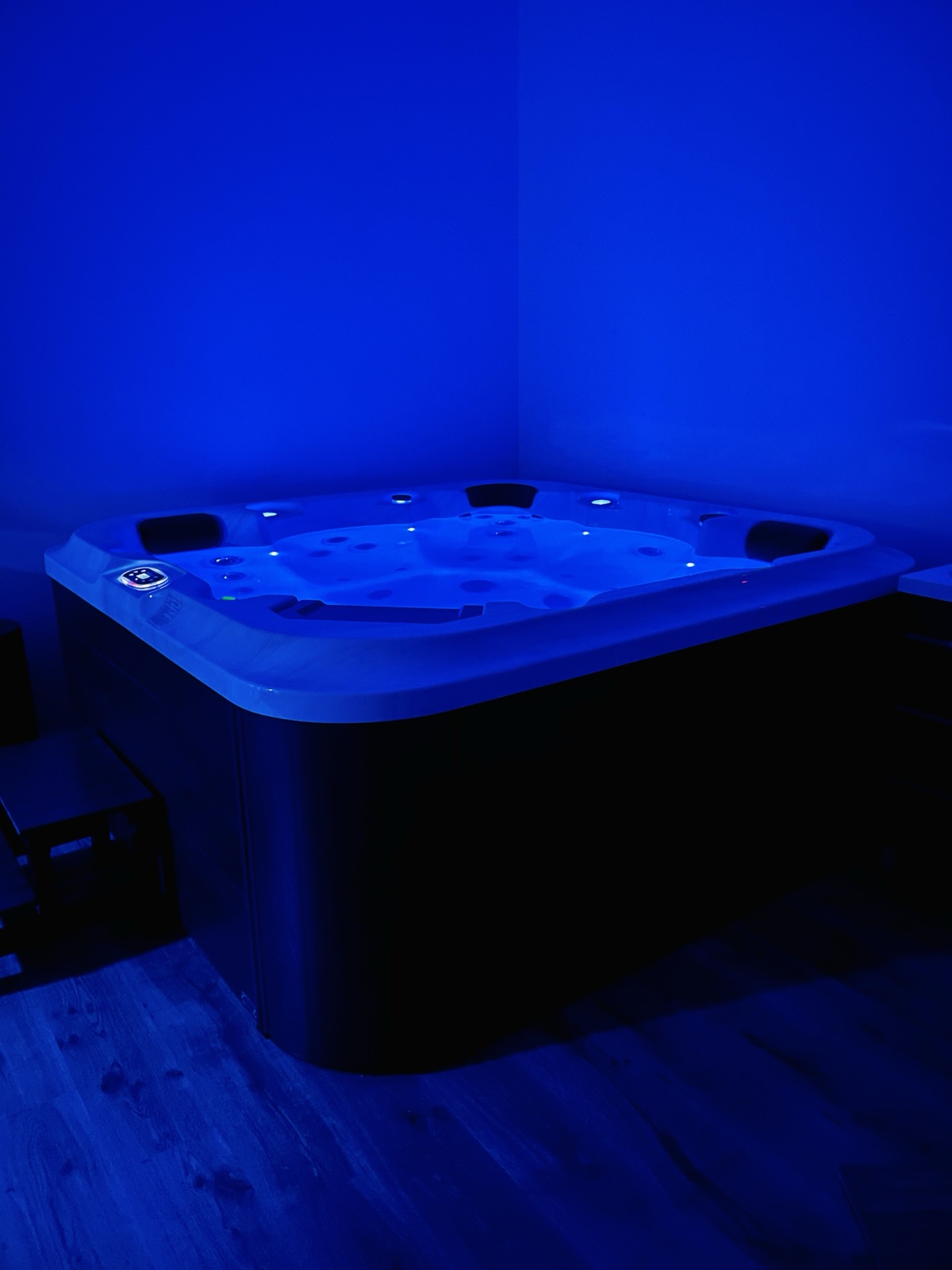 Le jacuzzi de l'espace détente du Centre Hinatea
